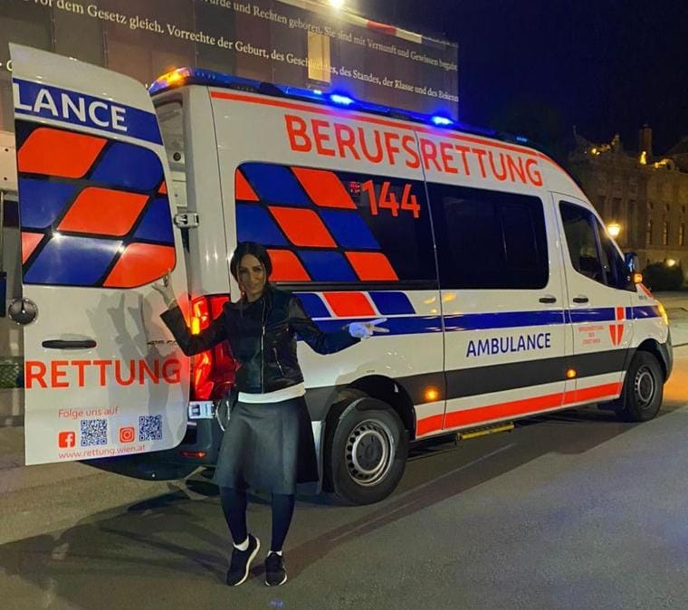 Chani Vaknin with the ambulance in Austria