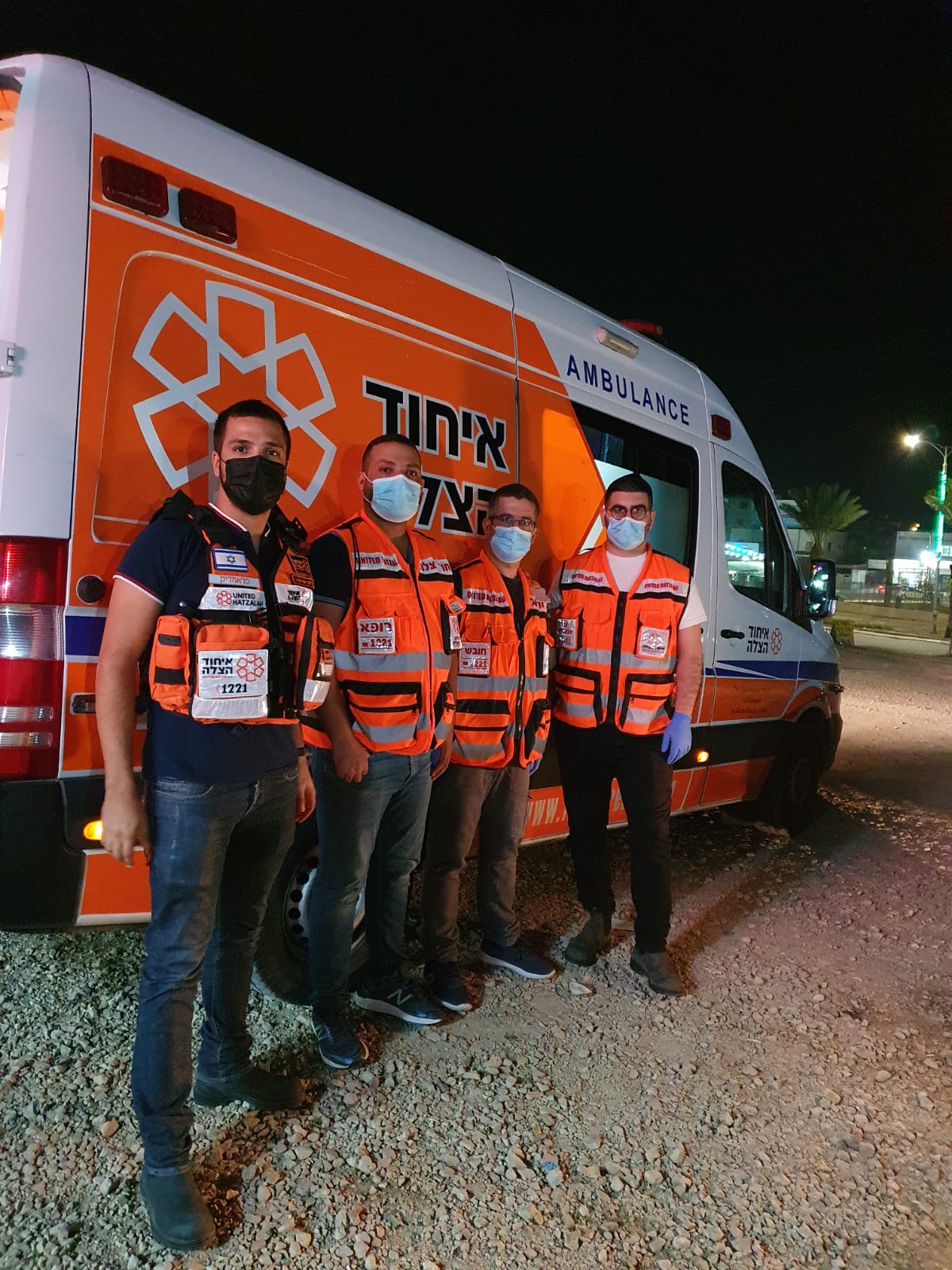 Jewish and Muslim volunteers on an ambulance shift in Jerusalem illustration 1