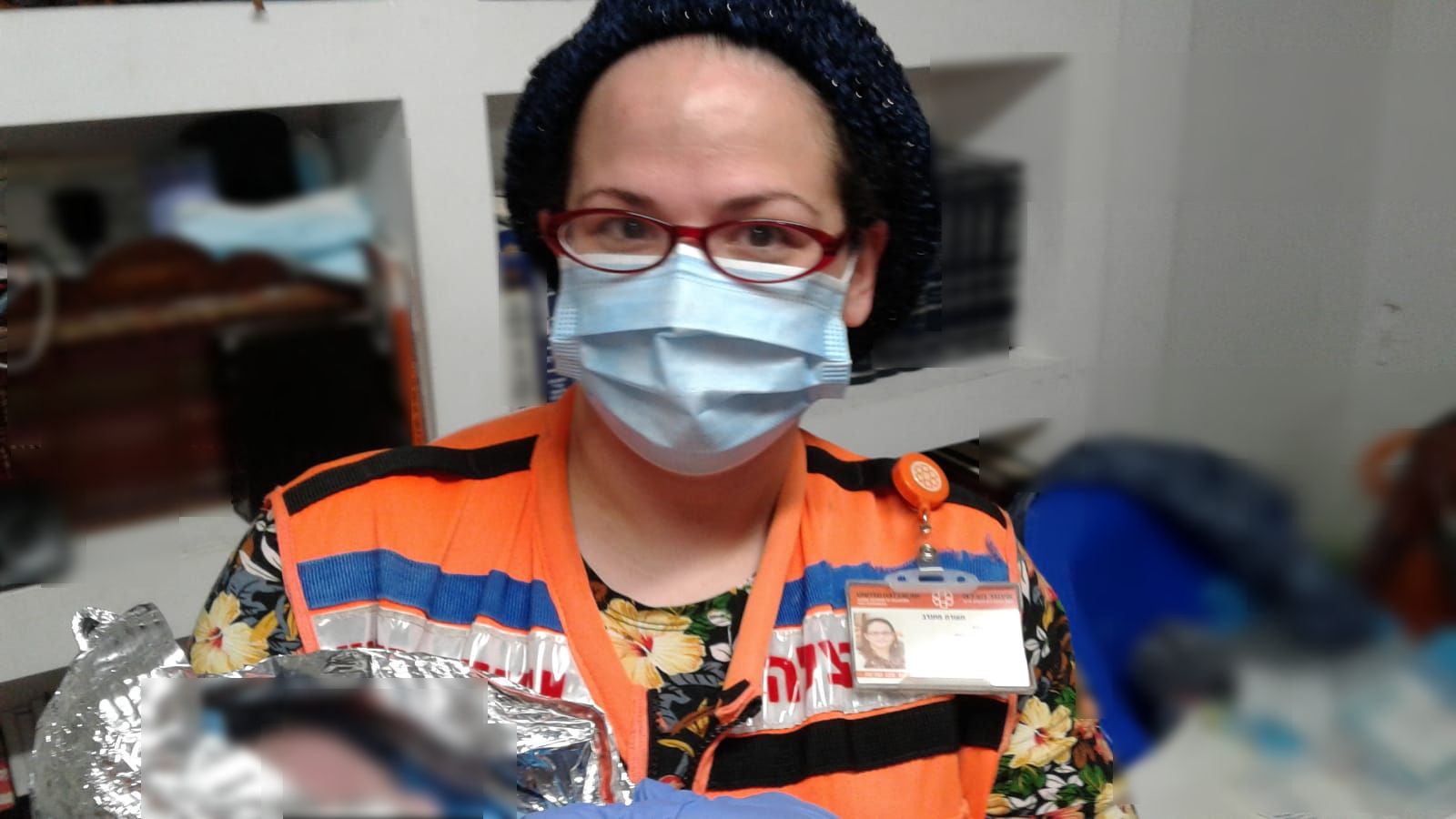 Shoshana at the second delivery censored