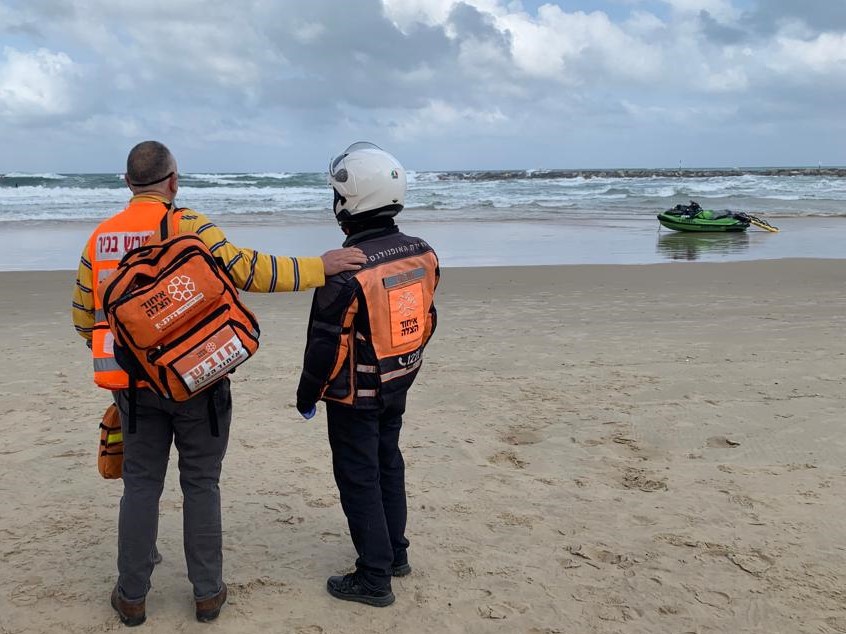 Tel Aviv beach rescue 1 1