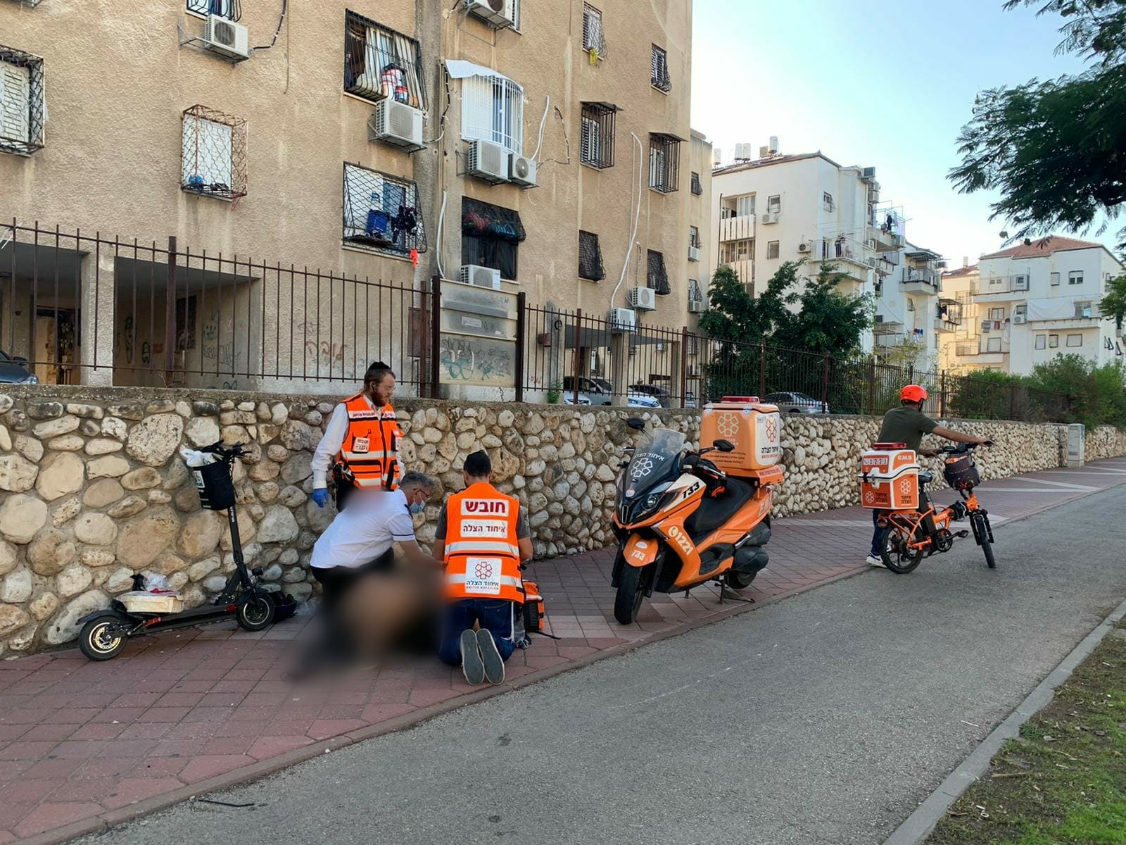UH ambucycle and e bike volunteers responding to an emergency illustration
