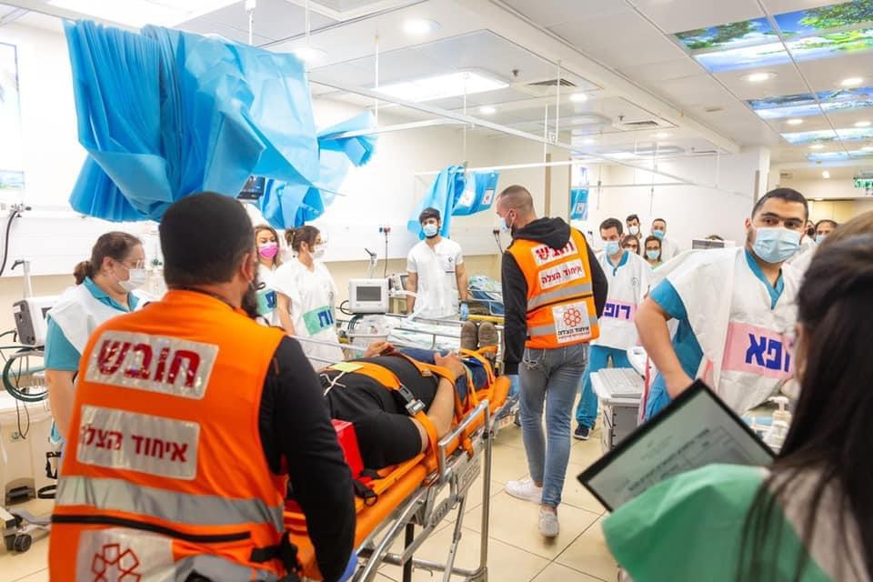 UH teams and medical staff from the Galilee Medical Center working together during the drill