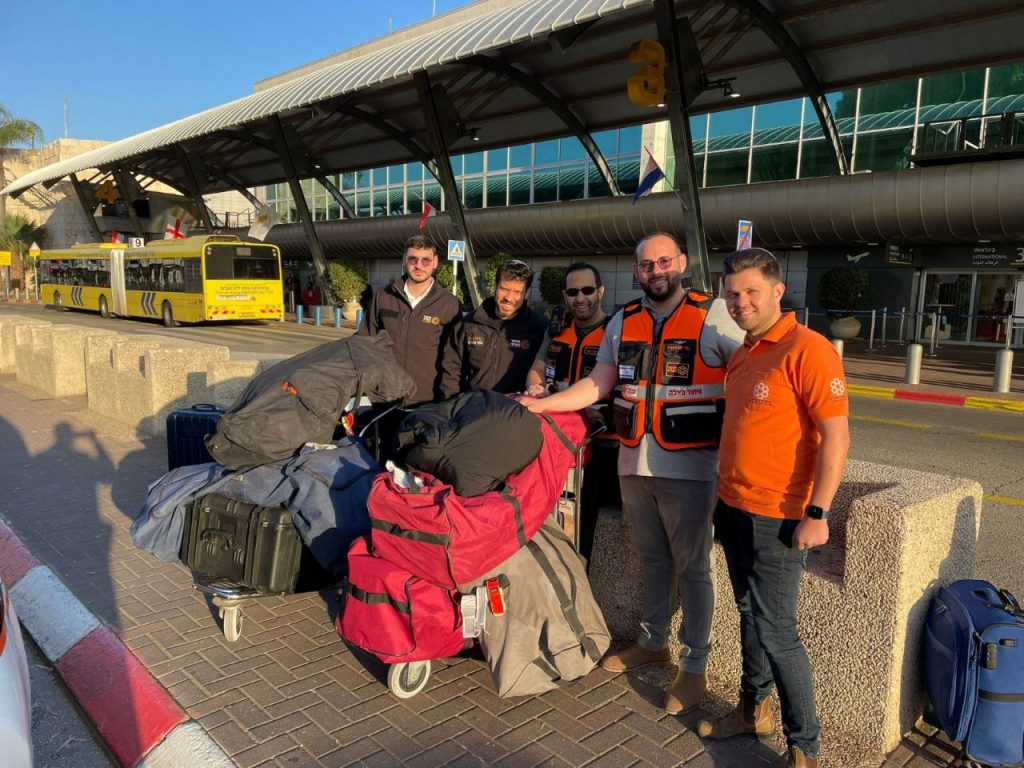 Part of the Israeli delegation heading to Lizhensk on Monday 1024x768 1