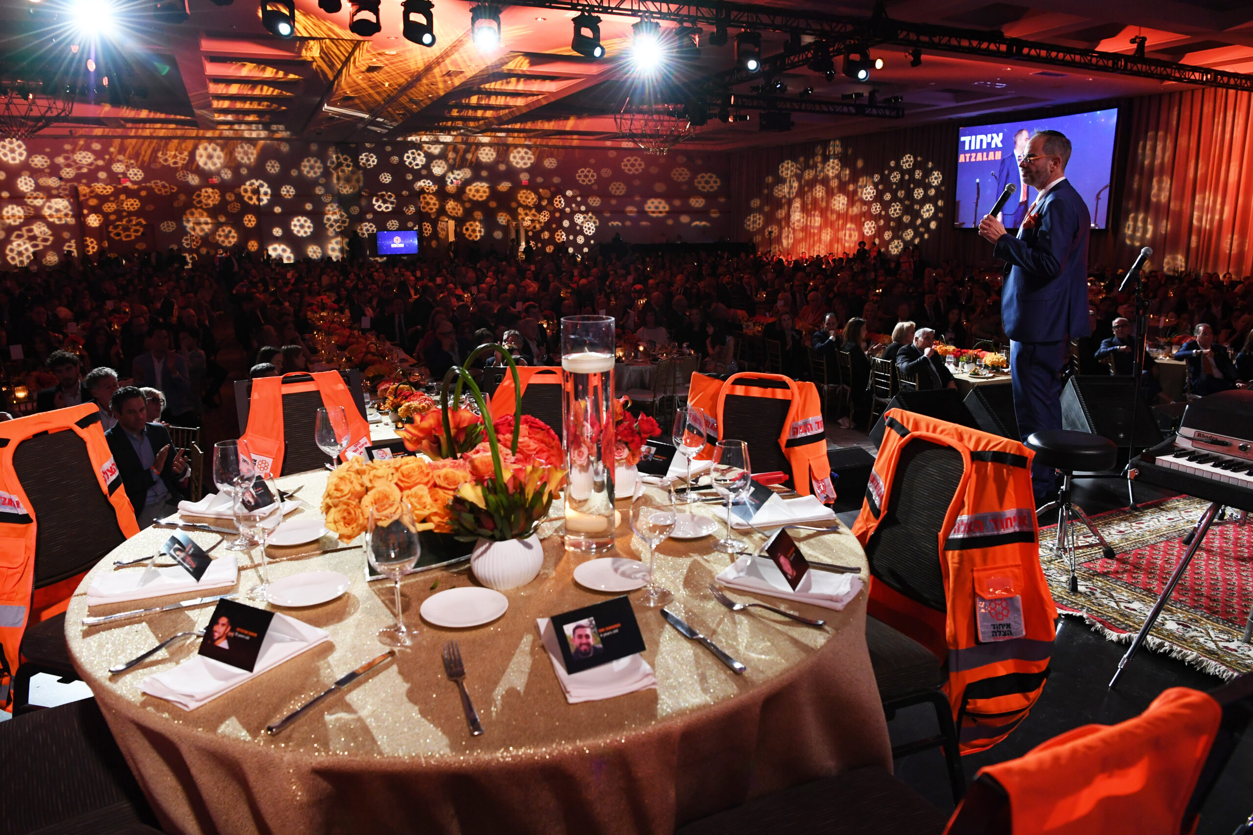 United Hatzalah put out a table for the missing hostages of EMT as well as Friends and Family still being held by Ham